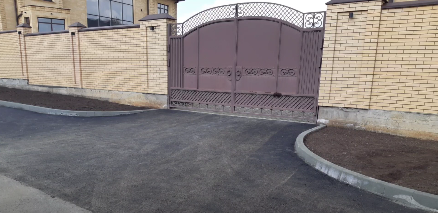 https://yalta.blago-s.ru/storage/app/uploads/public/646/325/9f3/6463259f3434e253867272.png